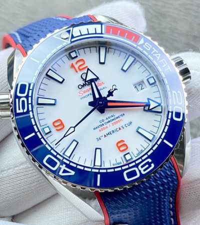 [홍콩명품시계.OMEGA] 오메가 시마스터 씨마스터 플래닛 오션 36th AMERICA'S CUP 화이트 다이얼 215.32 밴드 600M 43.5mm 남성용 시계