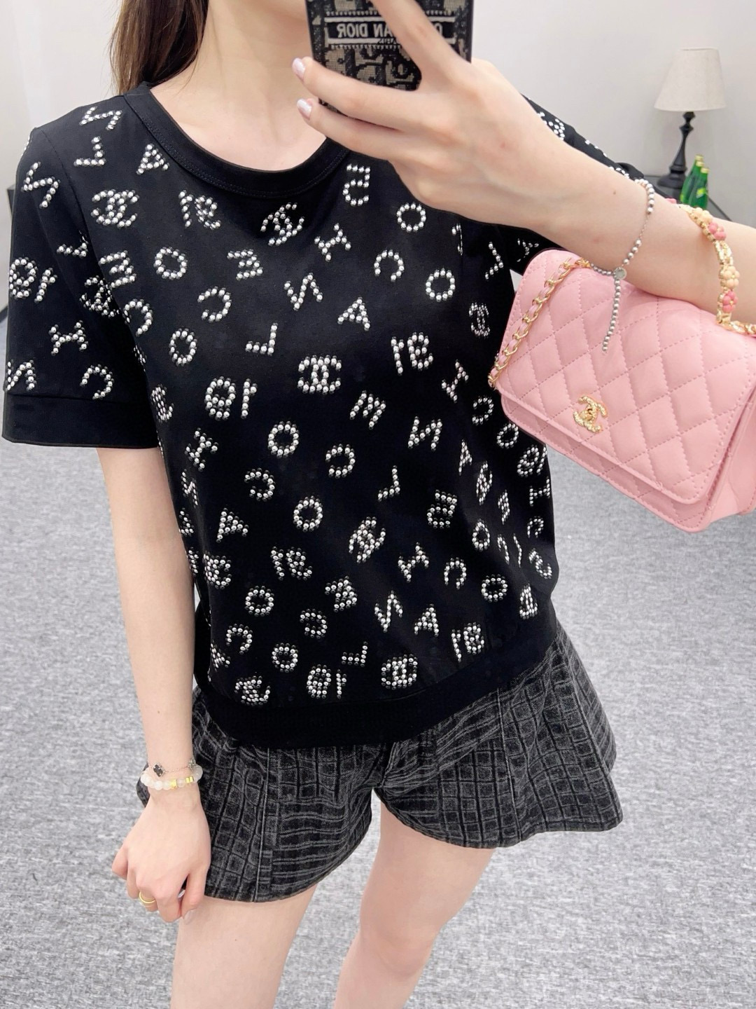 [홍콩명품.CHANEL ] 샤넬 2025 여성용  반팔 WA5571 JS-A  홍콩명품의류,구매대행,온라인명품