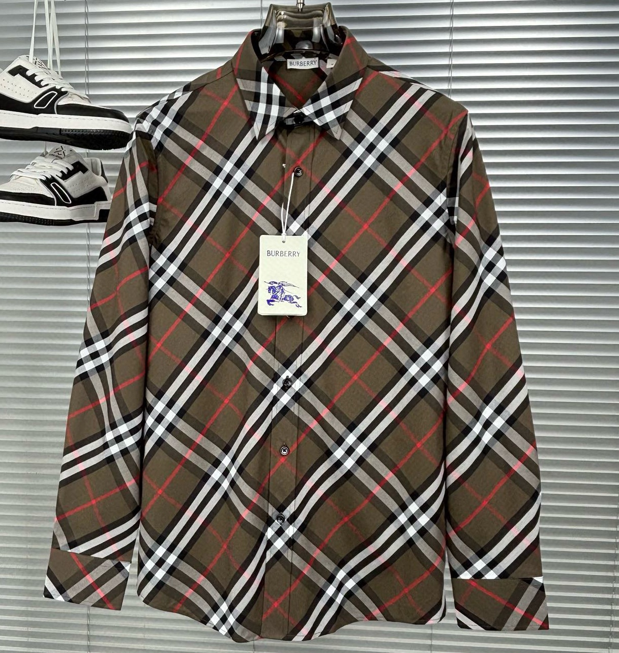 [홍콩명품.BURBERRY] 버버리 2025 남성용 셔츠 BU1238 YB 홍콩명품의류,구매대행,온라인명품