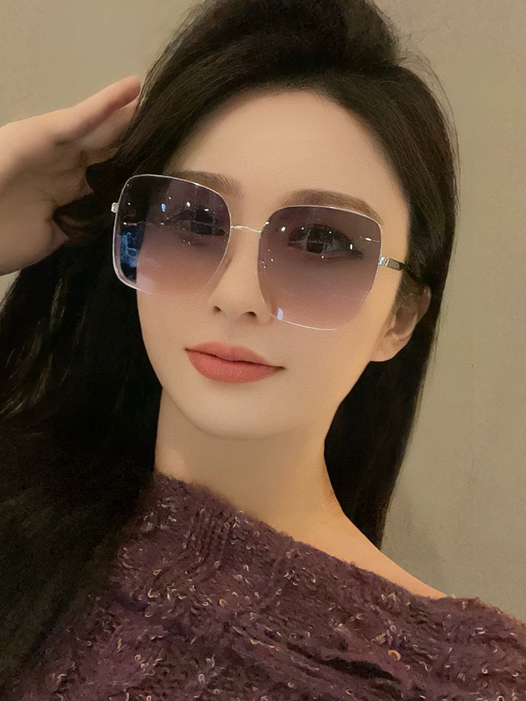 [홍콩명품.CHANEL] 샤넬 25SS 로고 연예인 여자 남자 선글라스 CH019 SG1-A 홍콩명품쇼핑몰,쇼핑몰,해외직구,구매대행