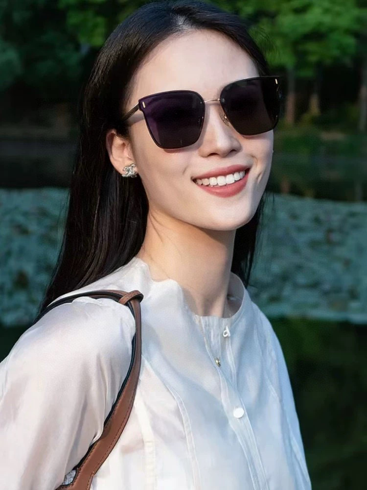 [홍콩명품.Christian Dior]크리스챤 디올  25SS 로고 연예인 여자 남자 선글라스 CD012 SG1-A 홍콩명품의류,구매대행,온라인명품