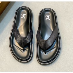 [홍콩명품.Louis Vuitton] 루이비통 2025 남성용 슬리퍼 LV755 SH-E 홍콩명품의류,구매대행,온라인명품