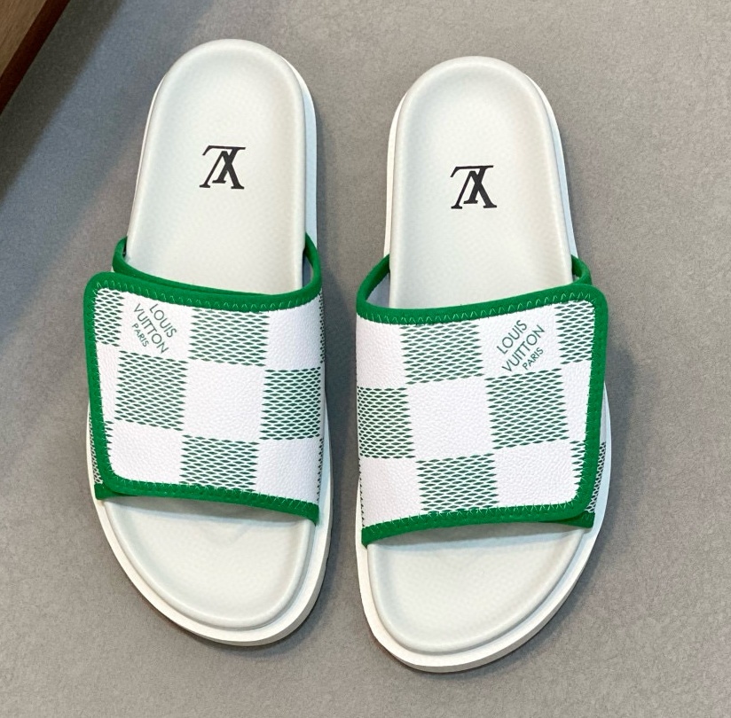 [홍콩명품.Louis Vuitton] 루이비통 2025 남성용 슬리퍼 LV773 SH-E 홍콩명품의류,구매대행,온라인명품