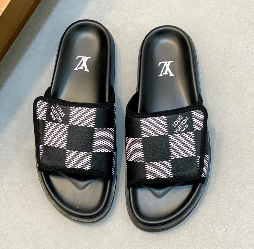 [홍콩명품.Louis Vuitton] 루이비통 2025 남성용 슬리퍼 LV774 SH-E 홍콩명품의류,구매대행,온라인명품