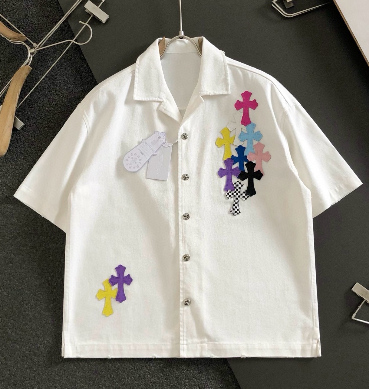 [홍콩명품.CHROME HEARTS] 크롬하츠 2025 남성용 반팔셔츠 GC296 YB 홍콩명품의류,구매대행,온라인명품