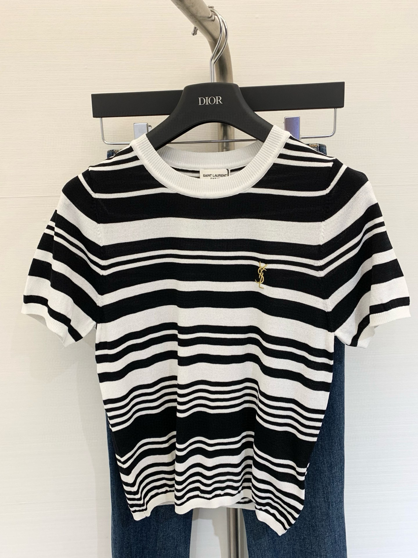 [홍콩명품 SAINT LAURENT] 생로랑 2025 여성용 반팔 WA5741 TT  홍콩명품의류,구매대행,온라인명품