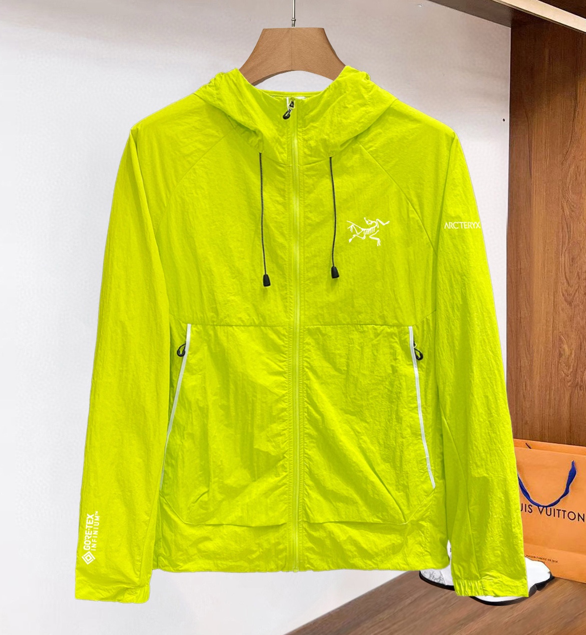 [홍콩명품]아크테릭스 2025 남성용 바람막이 자켓 AT140 PD 홍콩명품의류,구매대행,온라인명품