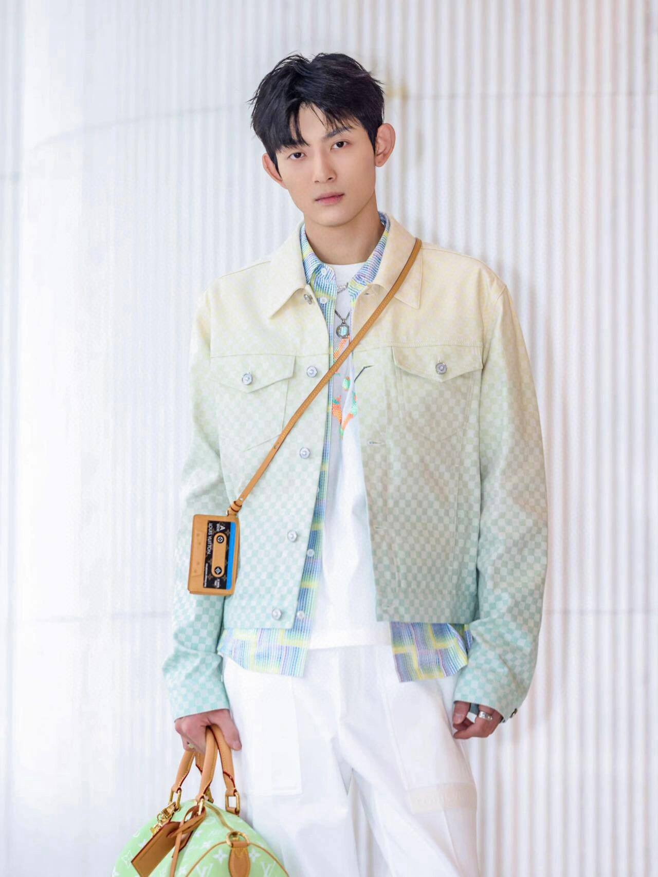 홍콩명품.LOUIS VUITTON] 루이비통 2025 남성용  자켓 LV1916 HD 홍콩명품의류,구매대행,온라인명품