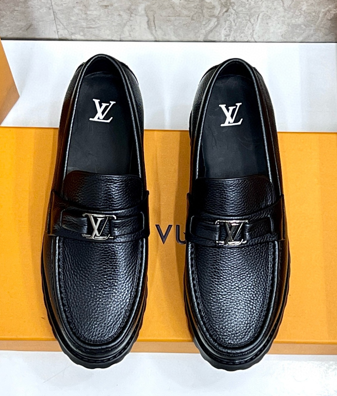 [홍콩명품.Louis Vuitton] 루이비통 2025 남성용 로퍼 LV795 SH-E 홍콩명품의류,구매대행,온라인명품