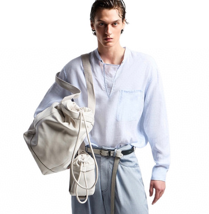 [홍콩명품,ARMANI] 알마니 2025 남성용 린넨 긴팔티 AM144 HD 홍콩명품의류,구매대행,온라인명품