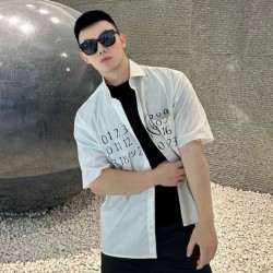 홍콩명품.MAISON MARGIELA]메종마르지엘라 2025 남성용 반팔셔츠 MM076 HHB 홍콩명품의류,구매대행,온라인명품