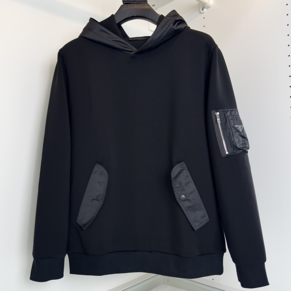 [홍콩명품.PRADA] 프라다 2025 남성용  후드티 PD1422 YB 홍콩명품의류,구매대행,온라인명품