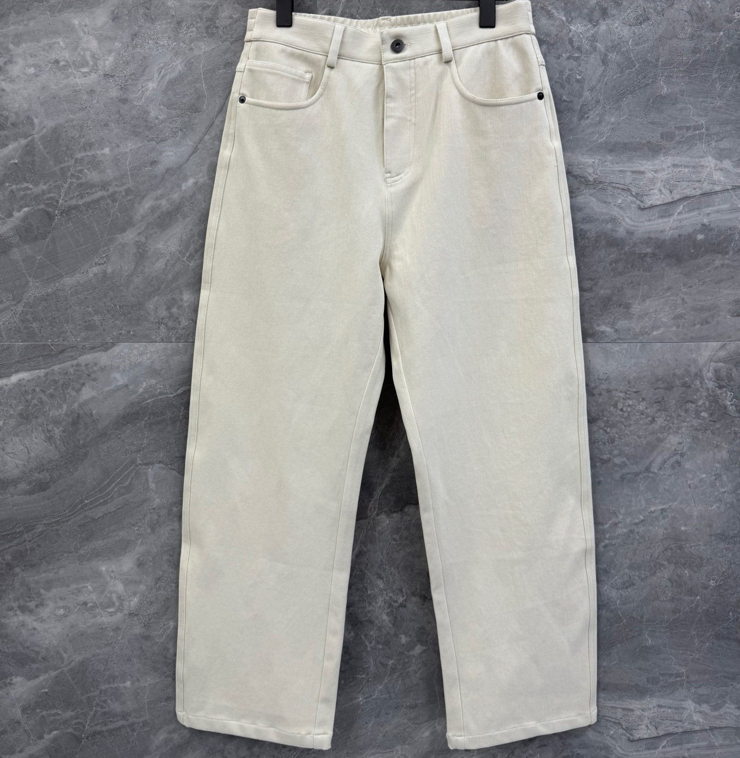 [홍콩명품.MAISON MARGIELA]메종마르지엘라 2025 남성용 바지 MM082 YJ 홍콩명품의류,구매대행,온라인명품