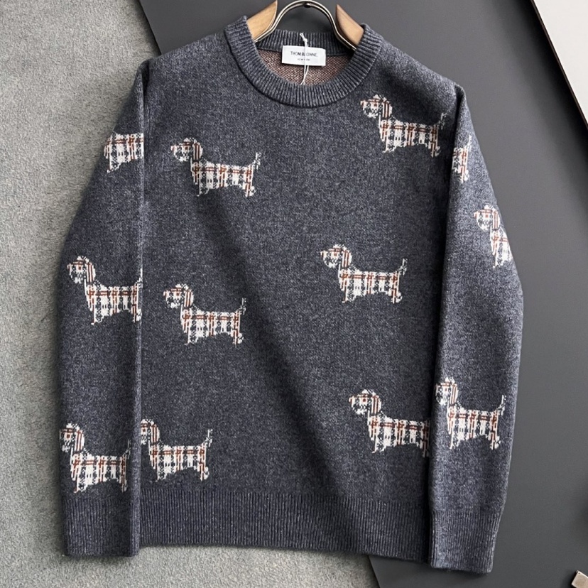 [홍콩명품.THOM BROWNE ] 톰 브라운 2025 남성용 울 풀오버 TB1265 YB 홍콩명품의류,구매대행,온라인명품