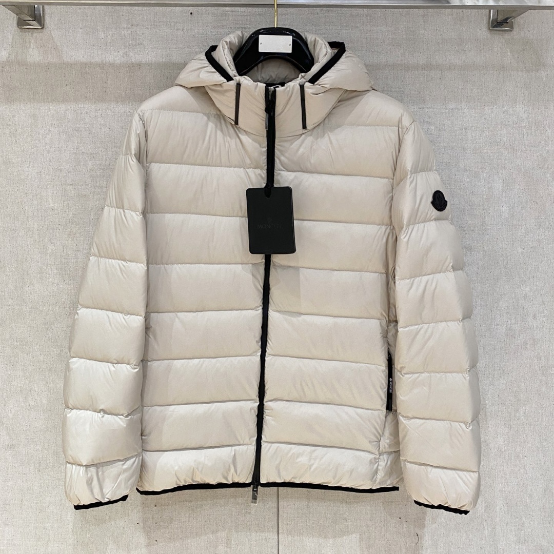 [홍콩명품.MONCLER] 몽클레어 2025 남성용 구스다운 패딩자켓 MQ1396 YB 홍콩명품의류,구매대행,온라인명품
