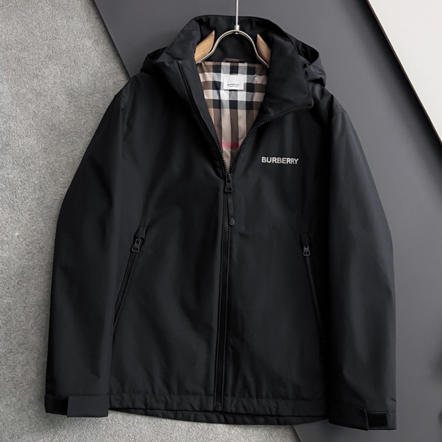 [홍콩명품.BURBERRY] 버버리 2025 남성용 후드 자켓 BU1347 YB 홍콩명품의류,구매대행,온라인명품