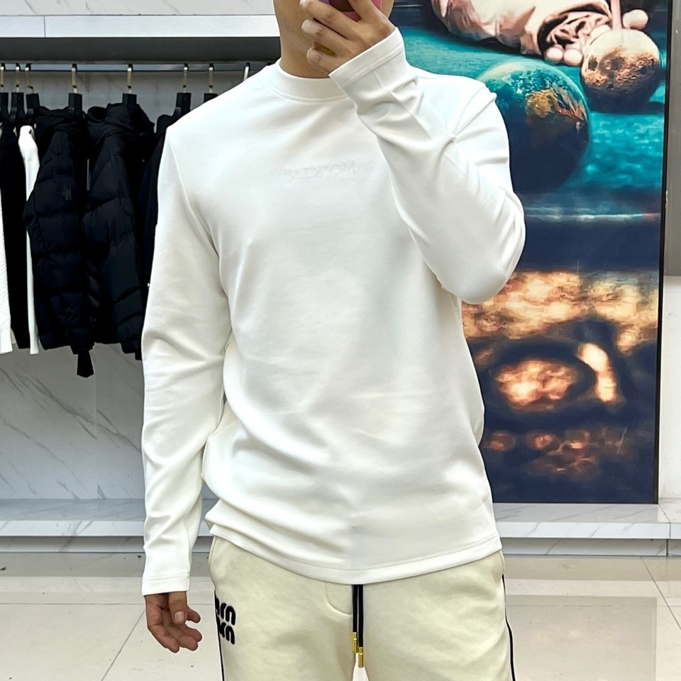 [홍콩명품.MONCLER] 몽클레어 2026 남성용 긴팔티 MQ1462 PD 홍콩명품의류,구매대행,온라인명품