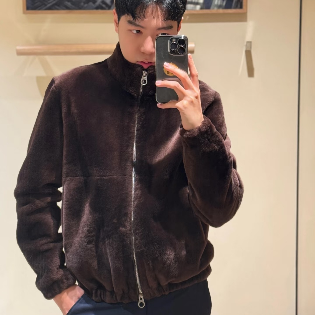 [홍콩명품.loro piana ]로로피아나 2025 남성용 모피일체 양가죽 LP740 HD 홍콩명품의류,구매대행,온라인명품