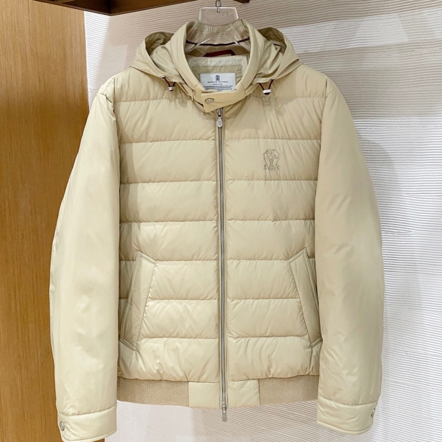 [홍콩명품.BRUNELLO CUCINELLI]브루넬로 쿠치넬리 2025 남성용 덕다운 패딩 BL1328 YB 홍콩명품의류,구매대행,온라인명품