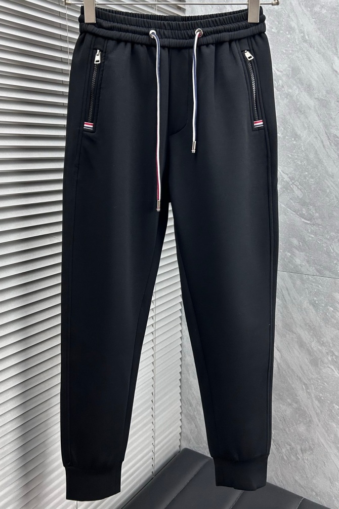 [홍콩명품.MONCLER] 몽클레어 2025 남성용 추리닝바지 MQ1541 PD 홍콩명품의류,구매대행,온라인명품