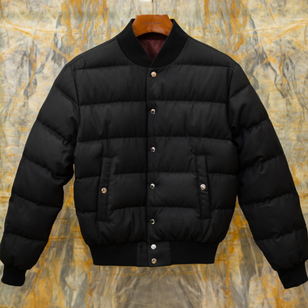 [홍콩명품 DOLCE & GABBANA ] 돌체앤가바나 2025 남성용 구스다운 양면패딩 DG504 HD 홍콩명품의류,구매대행,온라인명품