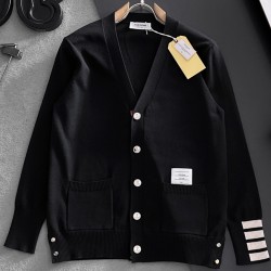 [홍콩명품.THOM BROWNE ] 톰 브라운 2026 남성용 울가디건 TB1385 PD 홍콩명품의류,구매대행,온라인명품