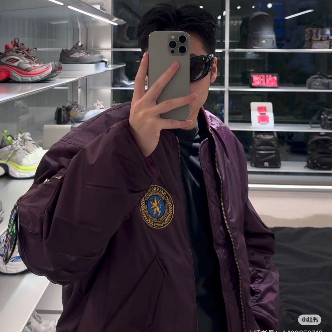 [홍콩명품.BALENCIAGA] 발렌시아가 2026 남성용 자켓 BL1328 HHB 홍콩명품의류,구매대행,온라인명품