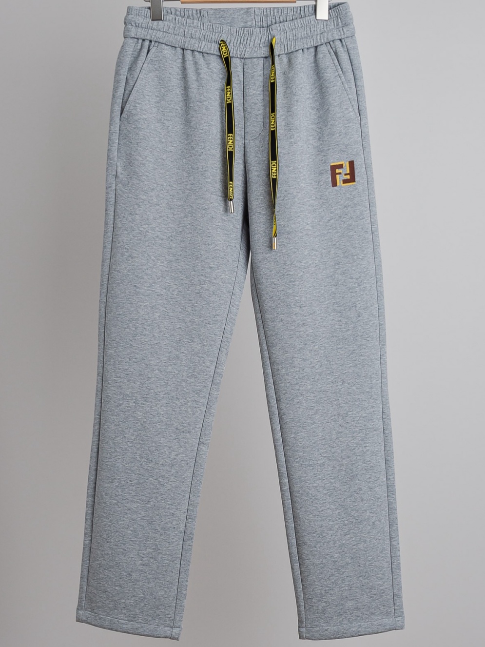 [홍콩명품,FENDI] 펜디 2026 남성용 추리닝바지 FD710 PD 홍콩명품의류,구매대행,온라인명품