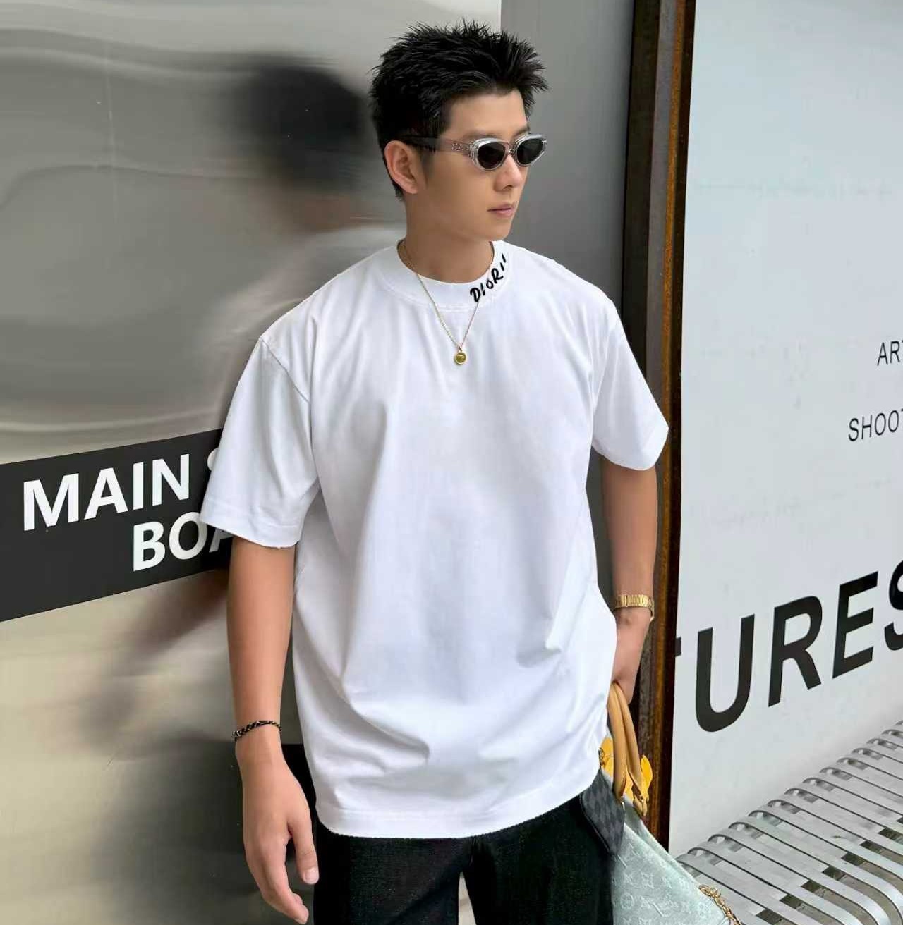 [홍콩명품.Christian Dior] 크리스챤 디올 2026 남성용 반팔티 CD1575 PD 홍콩명품의류,구매대행,온라인명품