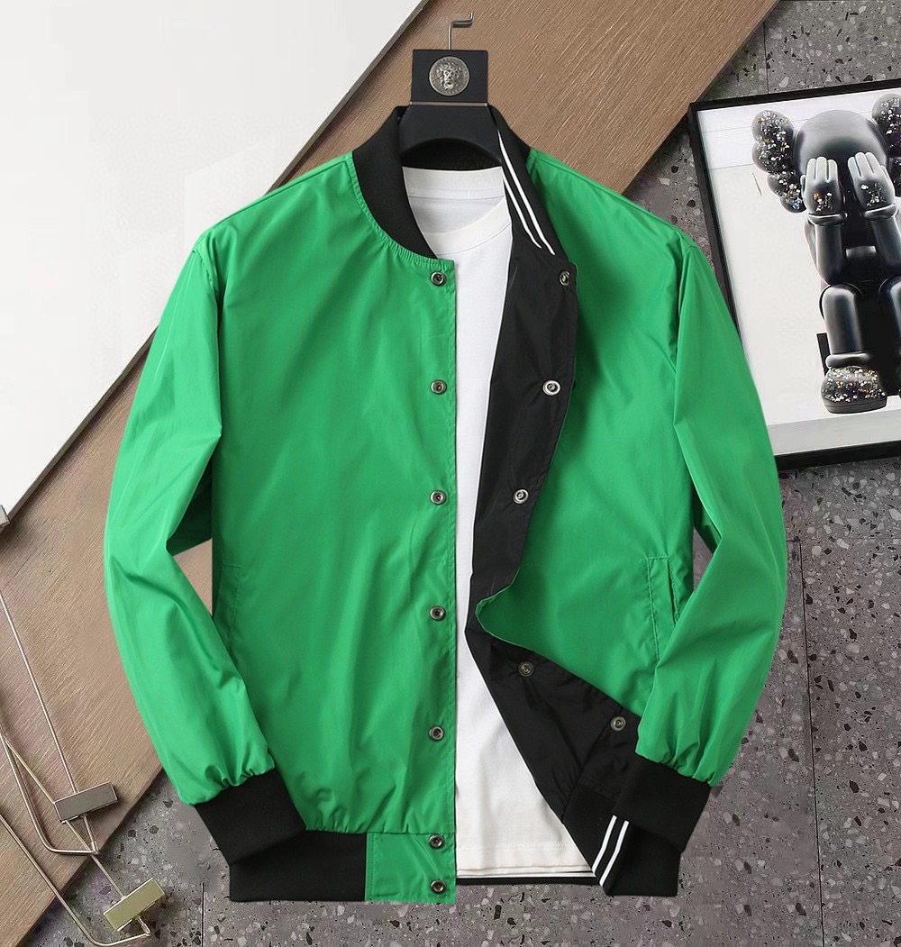 [홍콩명품.PRADA] 프라다 2026 남성용 양면 바람막이 자켓 PD1737 PD 홍콩명품의류,구매대행,온라인명품