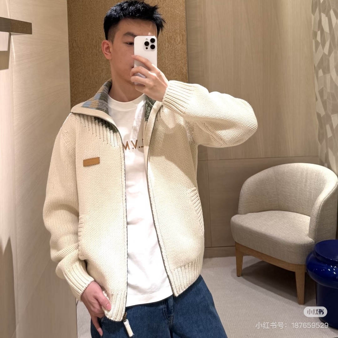 [홍콩명품.LOUIS VUITTON] 루이비통 2026 남성용 DNFRKELRJS LV2671 PD 홍콩명품의류,구매대행,온라인명품