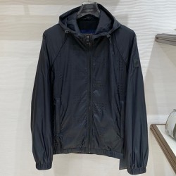 [홍콩명품.LOUIS VUITTON] 루이비통 2026 남성용 바람막이 후드자켓 LV2680 YB 홍콩명품의류,구매대행,온라인명품