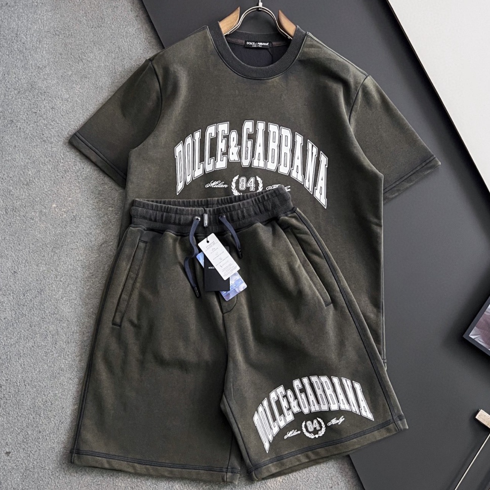 [홍콩명 품DOLCE & GABBANA ] 돌체앤가바나 2026 남성용 반팔세트 DG531 PD 홍콩명품의류,구매대행,온라인명품