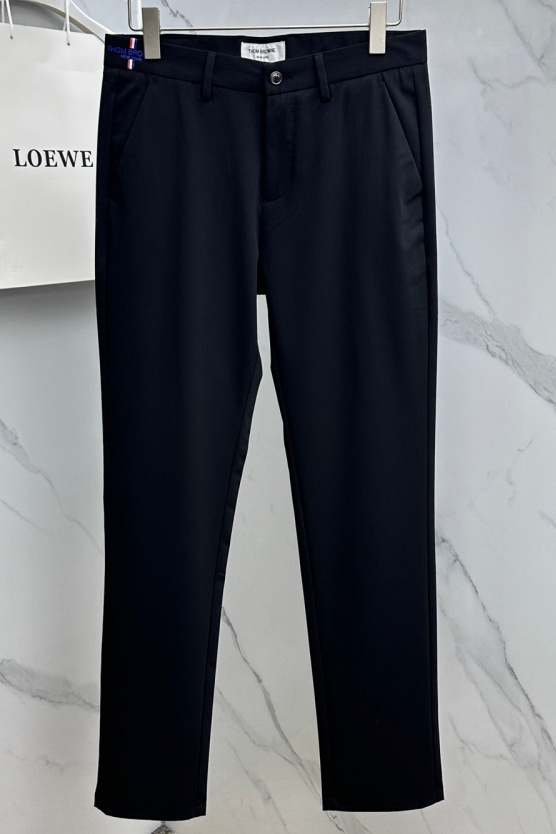 [홍콩명품.THOM BROWNE ] 톰 브라운 2026 남성용 바지 TB1413 PD 홍콩명품의류,구매대행,온라인명품