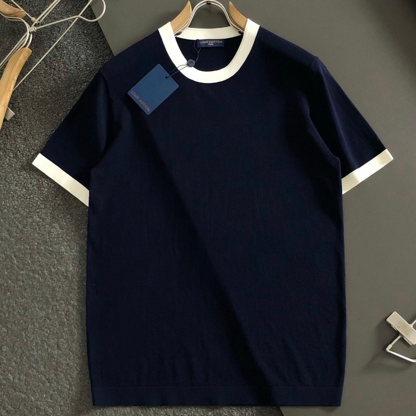 [홍콩명품.LOUIS VUITTON] 루이비통 2026 남성용 니트반팔 LV2742 PD 홍콩명품의류,구매대행,온라인명품