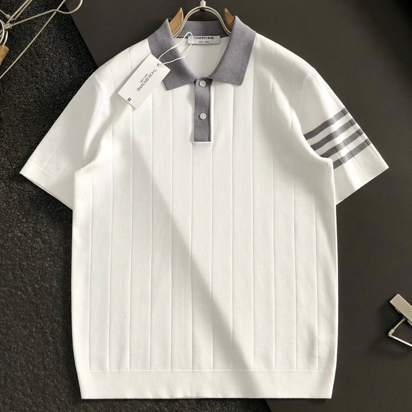 [홍콩명품.THOM BROWNE ] 톰 브라운 2026 남성용 니트반팔 TB1414 PD 홍콩명품의류,구매대행,온라인명품