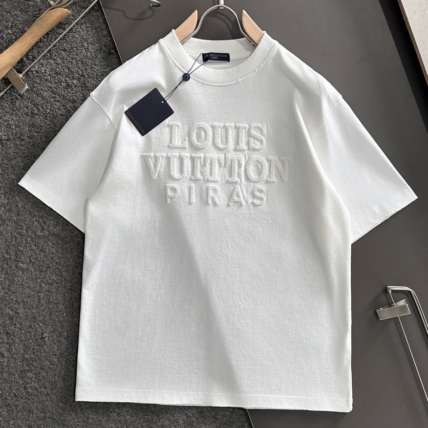 [홍콩명품.LOUIS VUITTON] 루이비통 2026 남성용 반팔 LV2773 PD 홍콩명품의류,구매대행,온라인명품