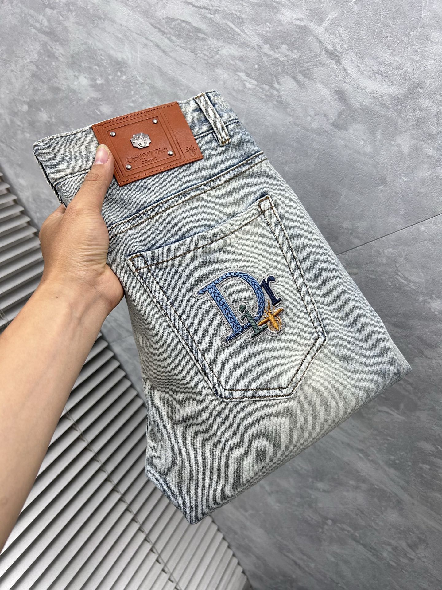 [홍콩명품.Christian Dior] 크리스챤 디올 2026 남성용 청바지 CD1652 PD 홍콩명품의류,구매대행,온라인명품