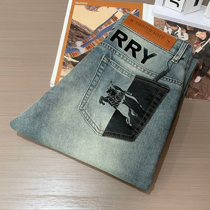 [홍콩명품.BURBERRY] 버버리 2026 남성용 청바지 BU1661 PD 홍콩명품의류,구매대행,온라인명품