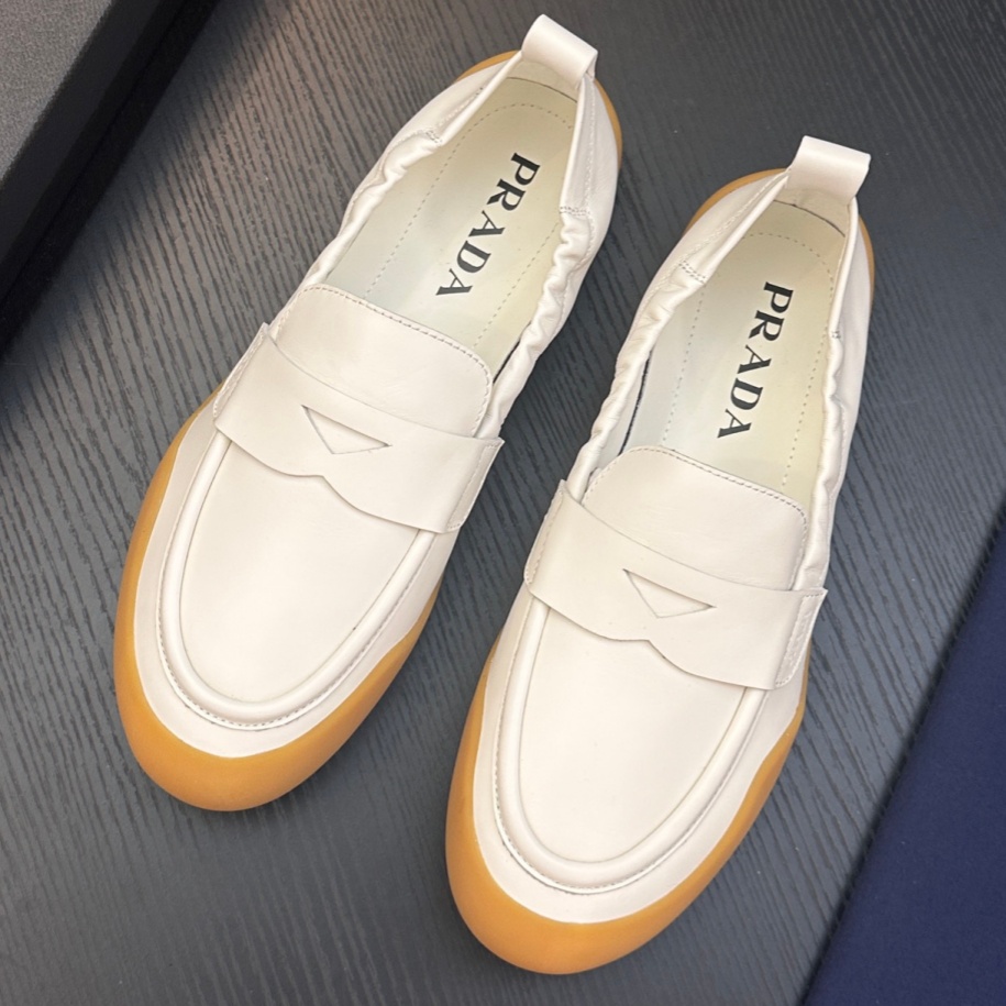 [홍콩명품.PRADA] 프라다 2026 남성용 로퍼 PD674 SH-E 홍콩명품의류,구매대행,온라인명품