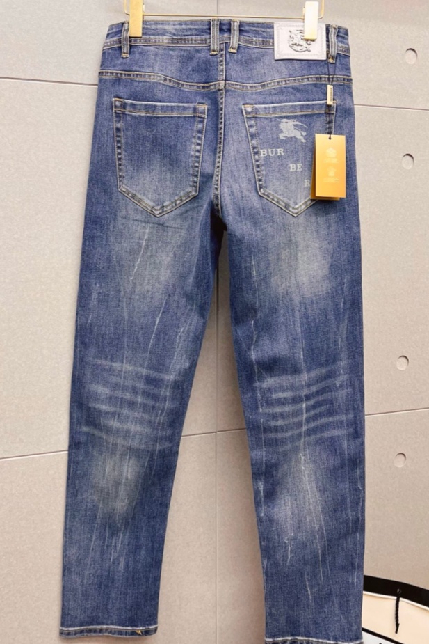 [홍콩명품.BURBERRY] 버버리 2026 남성용 청바지 BU1667 PD 홍콩명품의류,구매대행,온라인명품