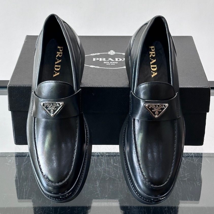 [홍콩명품.PRADA] 프라다 2026 남성용 로퍼 PD688 SH-E 홍콩명품의류,구매대행,온라인명품