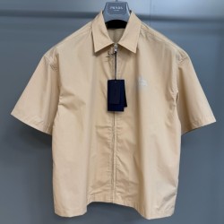 [홍콩명품.PRADA] 프라다 2026 남성용 반팔셔츠 PD1932 PD 홍콩명품의류,구매대행,온라인명품