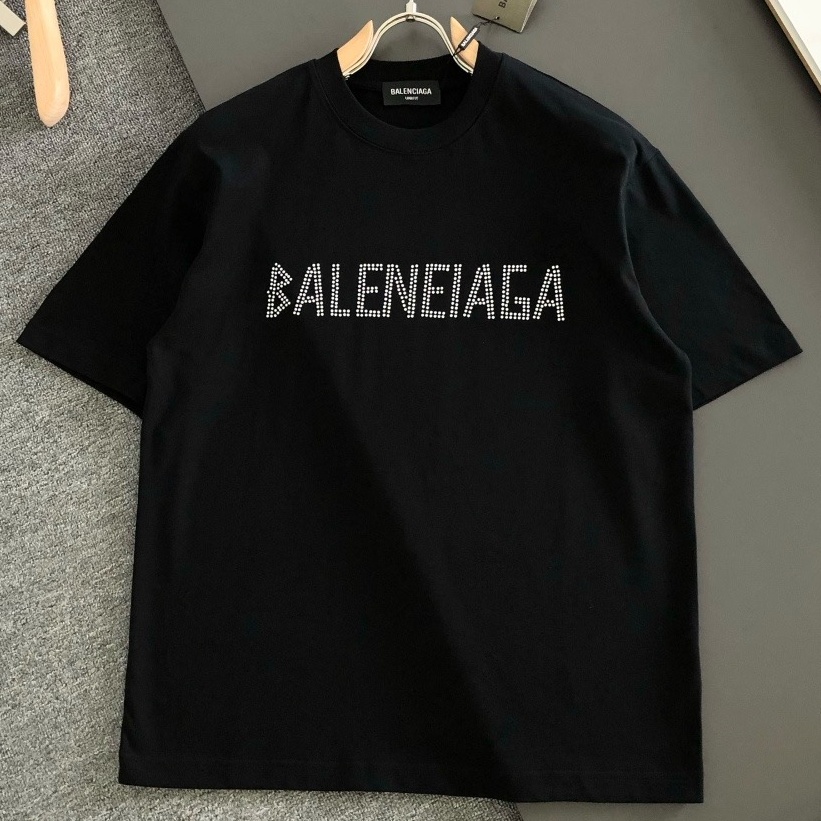 [홍콩명품.BALENCIAGA] 발렌시아가 2026 남성용 반팔 BL1440 PD 홍콩명품의류,구매대행,온라인명품