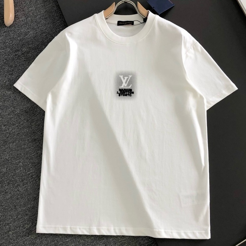 [홍콩명품.LOUIS VUITTON] 루이비통 2026 남성용 반팔 LV3203 PD 홍콩명품의류,구매대행,온라인명품