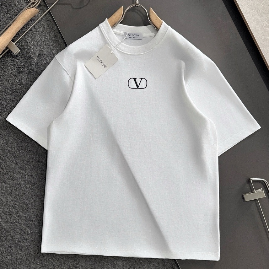 [홍콩명품.VALENTINO]발렌티노 2026 남성용 반팔티 VT083 PD 홍콩명품의류,구매대행,온라인명품