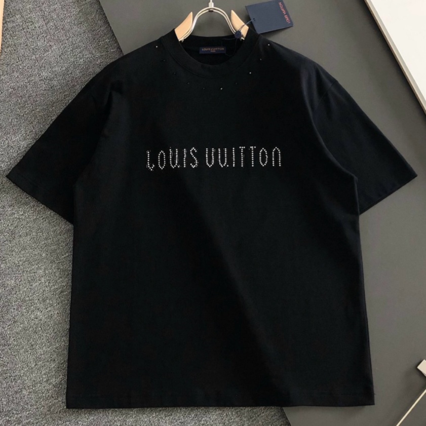 [홍콩명품.LOUIS VUITTON] 루이비통 2026 남성용 반팔 LV3222 PD 홍콩명품의류,구매대행,온라인명품