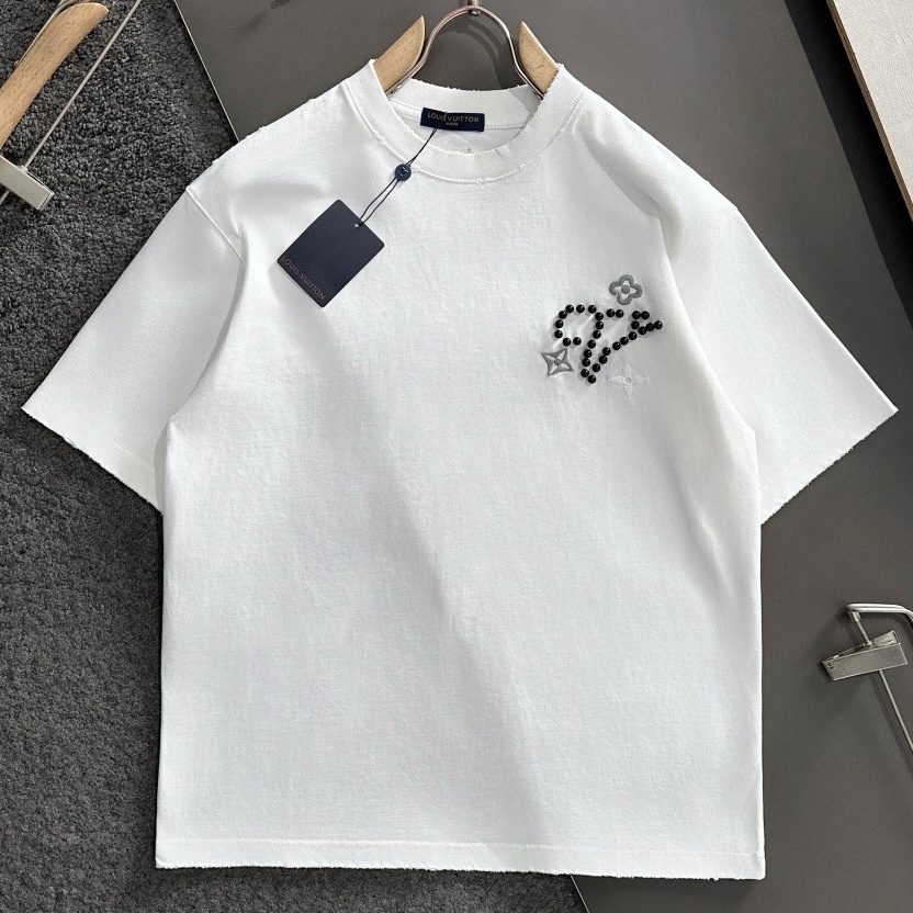 [홍콩명품.LOUIS VUITTON] 루이비통 2026 남성용 반팔 LV3229 PD 홍콩명품의류,구매대행,온라인명품