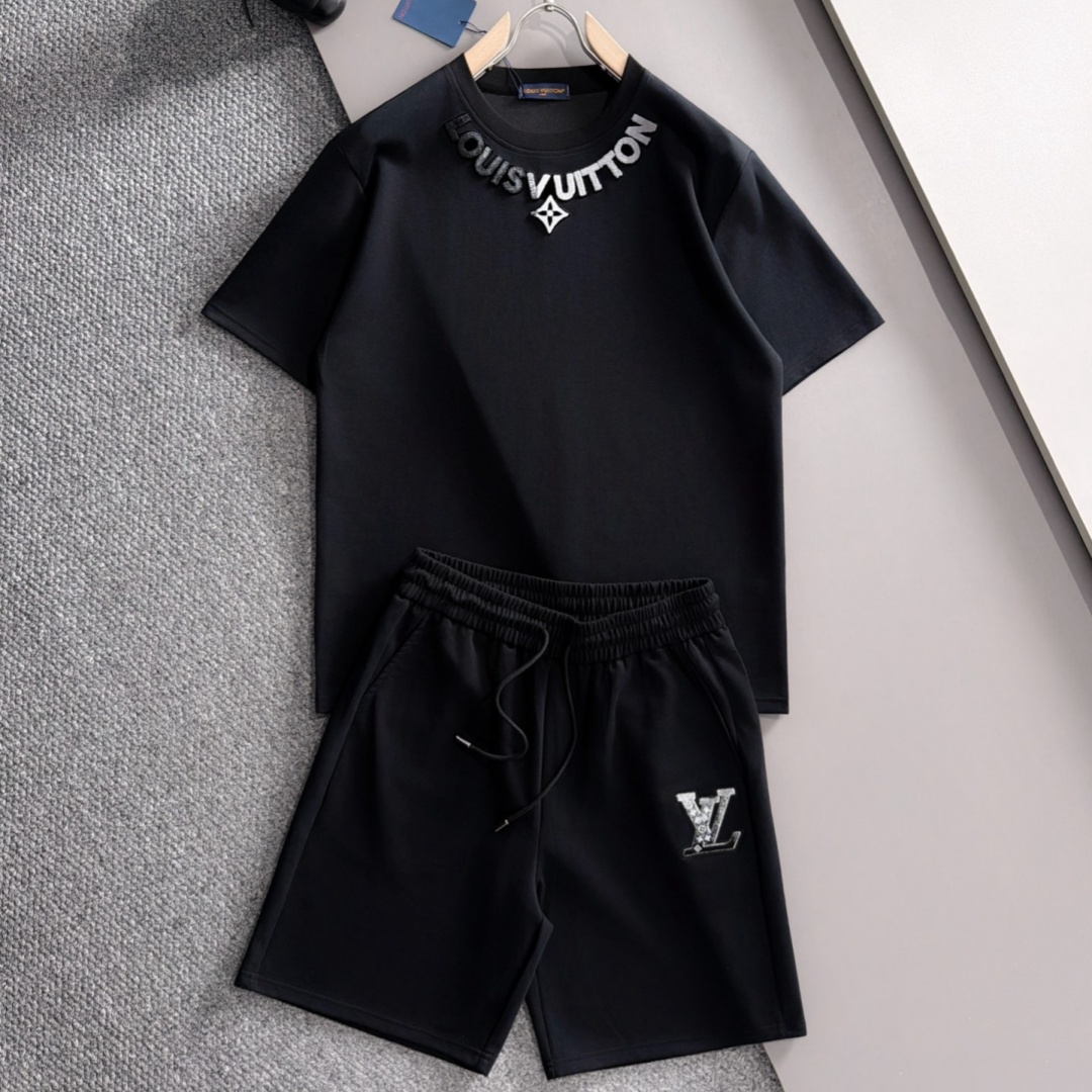 [홍콩명품.LOUIS VUITTON] 루이비통 2026 남성용 반팔세트 LV3263 PD 홍콩명품의류,구매대행,온라인명품