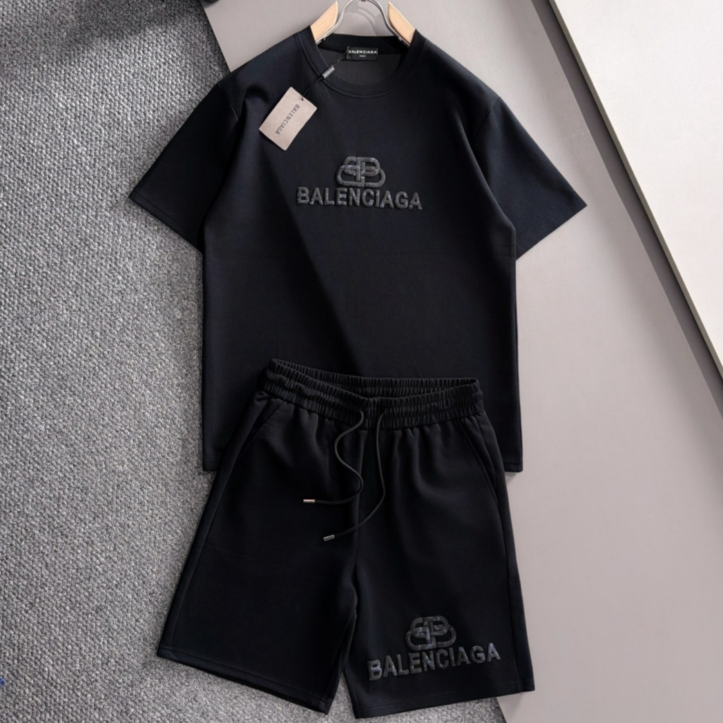 [홍콩명품.BALENCIAGA] 발렌시아가 2026 남성용 반팔세트 BL1471 PD 홍콩명품의류,구매대행,온라인명품